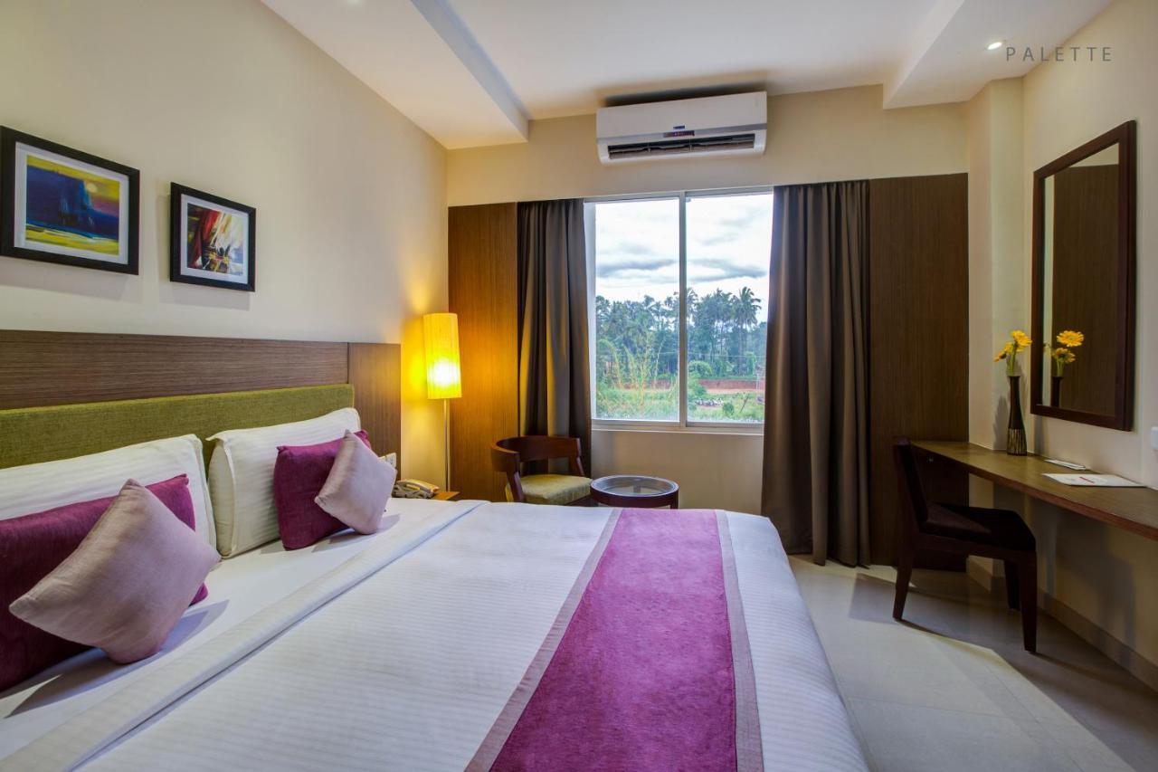 Jk Residency Kelakam Hotel Buitenkant foto
