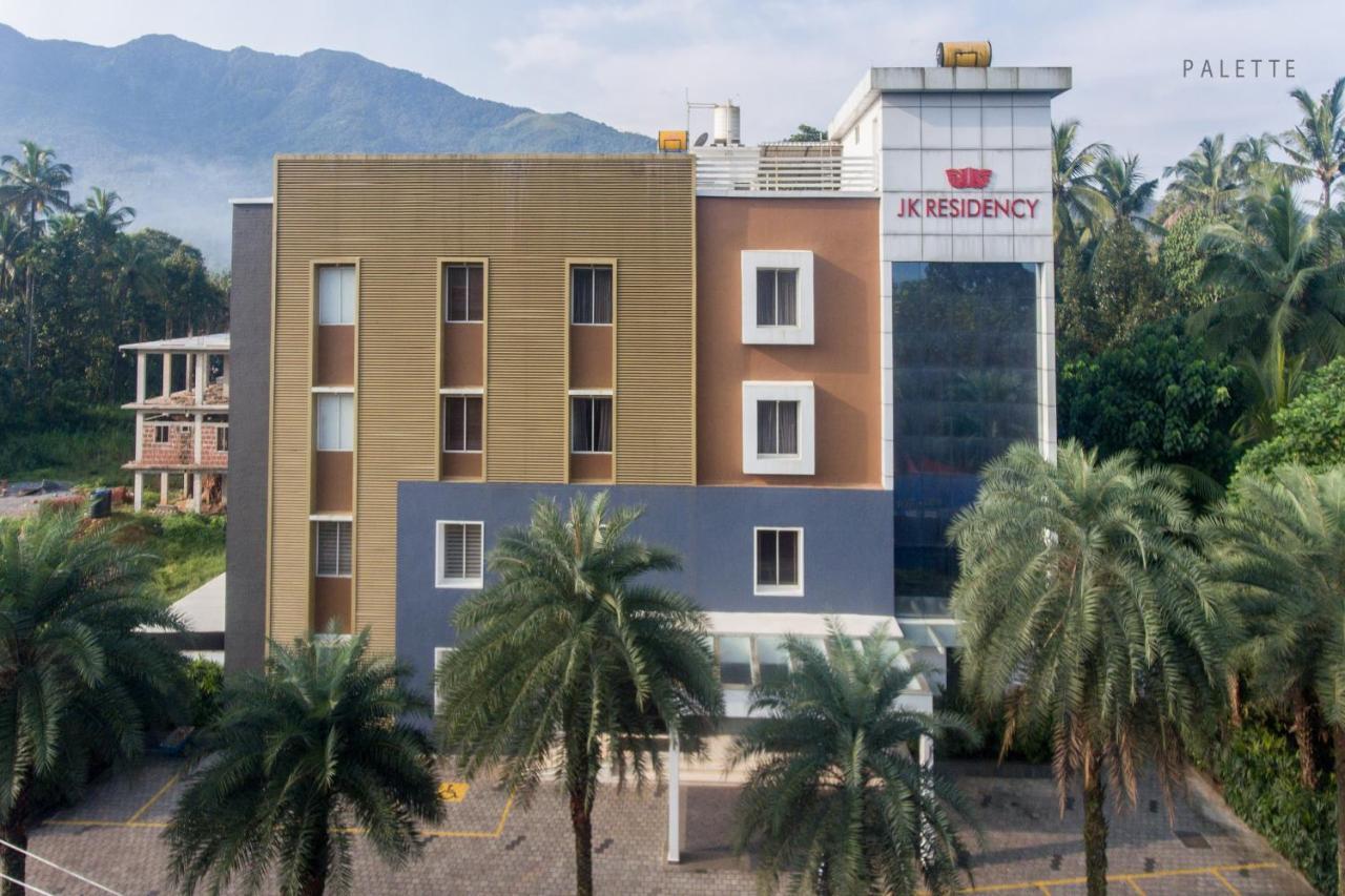 Jk Residency Kelakam Hotel Buitenkant foto