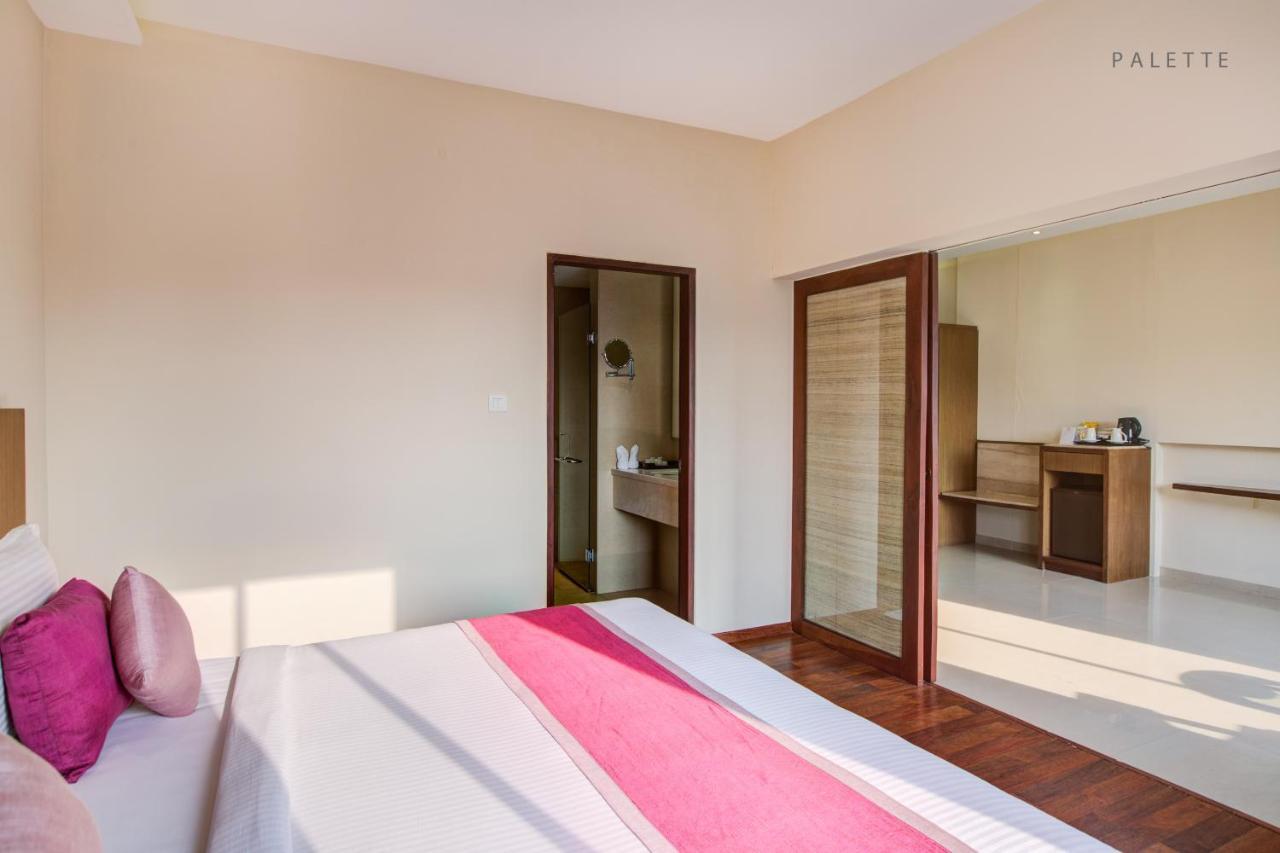 Jk Residency Kelakam Hotel Buitenkant foto